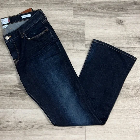 Lucky Brand White Oak Lolita Low Rise Boot Cut Jean Sz.10 - Picture 2 of 15